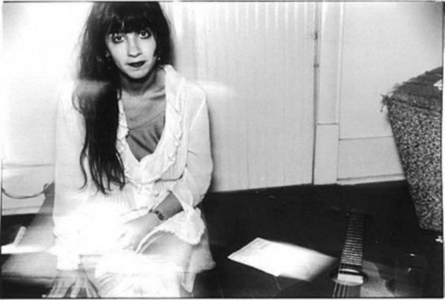 Kristen Pfaff (Hole) – Kazara yüksek dozda eroin kullanımı