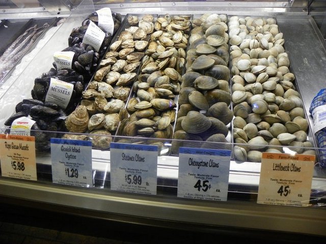 29. KABUKLU DENİZ ÜRÜNLERİ: Doğru şekilde temizlenmeyen kabuklu deniz ürünleri bağırsak hastalıklarına neden oluyor.