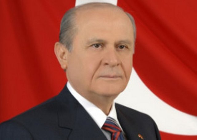 MHP Lideri Devlet Bahçeli 1 Ocak 1948 (67yaşında) -  -