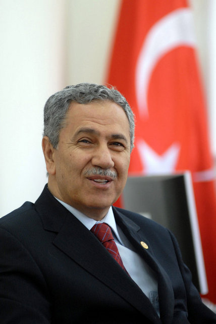 Başbakan Yardımcısı Bülent Arınç   25 Mayıs 1948 (67 yaşında)