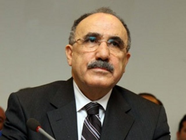 Başbakan Yardımcısı Beşir Atalay 1 Nisan 1947 (67 yaşında)