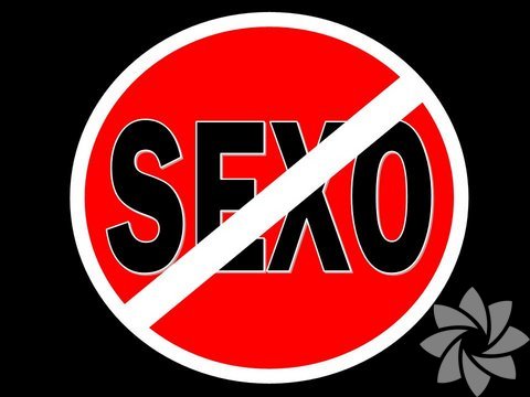 Aseksüel: Cinsel ilişkiye girmeye ihtiyaç duymayan ve zevk almayan kişi. Hayatında cinsel ilişki eyleminden haz almak yerine itici bulan kişi de denilebilir.