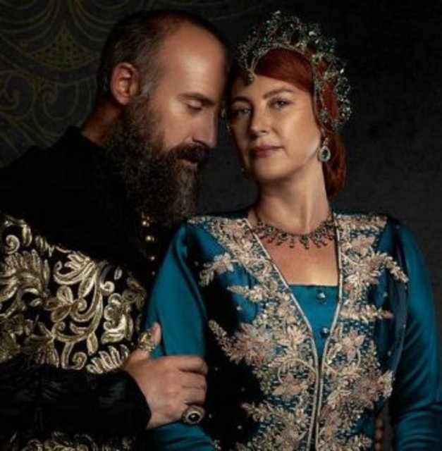 Hürrem Sultan - Oğullarını tahta varis yapmayı başaran Hürrem Sultan, 15 Nisan 1558 yılında İstanbul'da 58 yaşında hayatını kaybetti.
