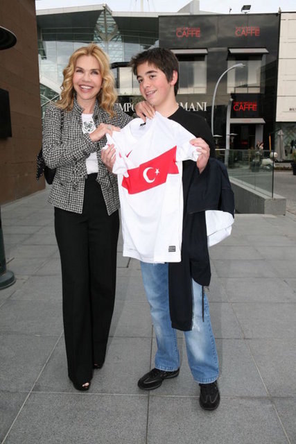 BERRAK - NEZİH BARUT