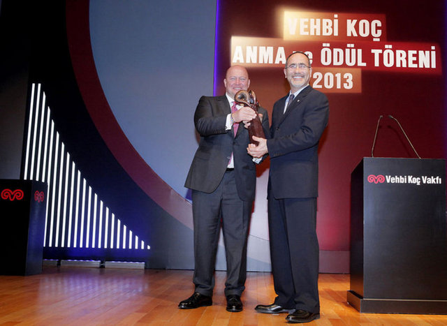 MUSTAFA KOÇ