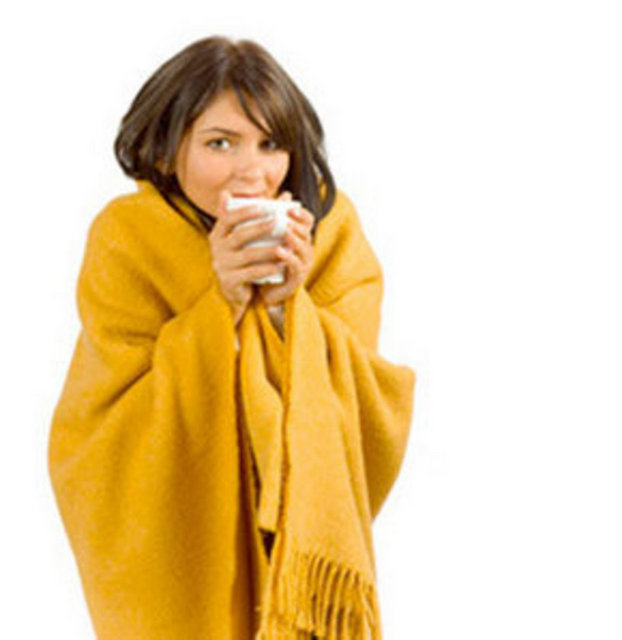 Ellerini cebinden çıkar: Havanın soğuk olduğunu fark ettiğimizde ellerimizi hemen cebimize koyarız.