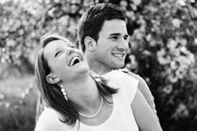 Yalnızlık üşütür: Soğuk bir evde yalnızsan normal koltuk yerine sallanan sandalyeyi tercih etmek kasları çalıştırarak ısınmaya yardımcı olur.