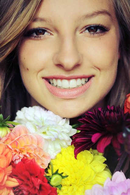 Portakal bağışıklık sistemimizin güçlenmesini sağlar. - Aynı zamanda içinde bol miktarda kalsiyum bulunan portakal diş ve kemikleri korur ve güçlenmelerini sağlar.