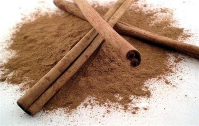 Çünkü tarçın daha geç acıkmanızı sağlar.