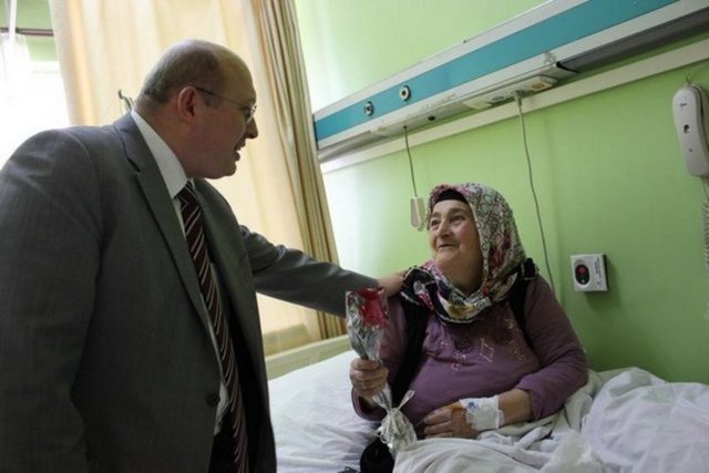 2011 genel seçimlerinde AK Parti milletvekili adayı oldu.