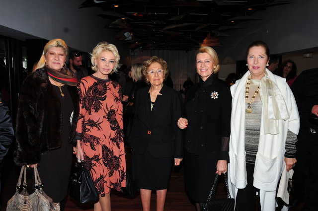 ESİN ÖZBEK, BUKET TAŞDELEN, ÖZDEN AKAY, İSMET ALPAGUT, NİHAL YÖNEYMAN
