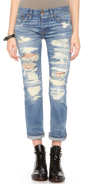 Bol, şık kesimleri ve doğru kombin ile günün her saatinde rahatlıkla kullanabileceğiniz denimler için çok fazla alternatif var.