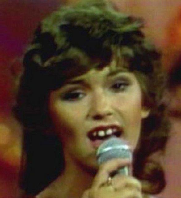 YEMEK BİLE BULAMIYORLARDI - Shania Twain bugün ünlü bir şarkıcı olabilir. Ama onun da bugünlere gelmesi kolay olmadı. -