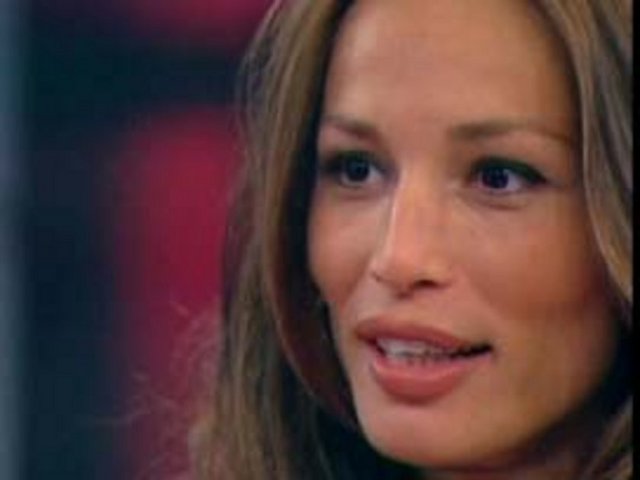 Sonunda yarışmaya katılmaya karar vermiş. Ve "Gelecek vaad eden" manken unvanını almış. Sonra da kariyer basamaklarını hızlı tırmandı.