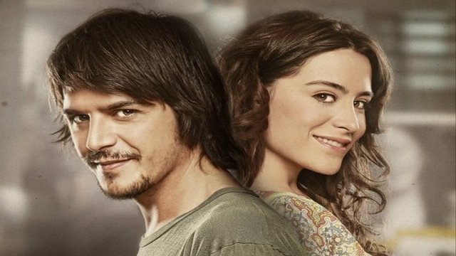 AŞK TESADÜFLERİ SEVER
