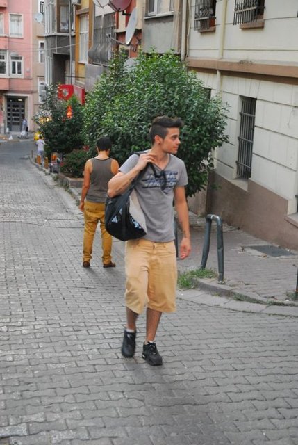 "Bir sürü operasyondan geçmiş bir durumdayken askerlik görevi için nasıl elverişli olabiliriz?"