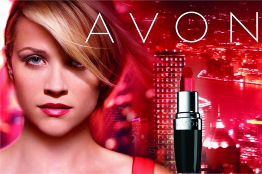 Фирма avon. Avon реклама. Реклама косметики. Косметика Avon. Эйвон картинки.