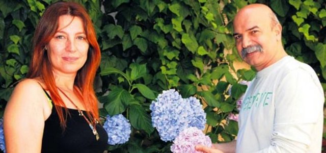 Vahide Gördüm - Altan Gördüm çifti, 21 yıllık evliliklerini sürpriz bir kararla bitirdi.