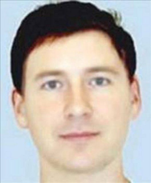 Bunların dışında insan yüzünde yer alan başka altın oranlarda bulunmaktadır; - Yüzün boyu / Yüzün genişliği, - Dudak- kaşların birleşim yeri arası / Burun boyu, - Yüzün boyu / Çene ucu-kaşların birleşim yeri arası, - Ağız boyu / Burun genişliği, - Burun genişliği / Burun delikleri arası, - Göz bebekleri arası / Kaşlar arası. Bizlere altın oranı vermektedir. -