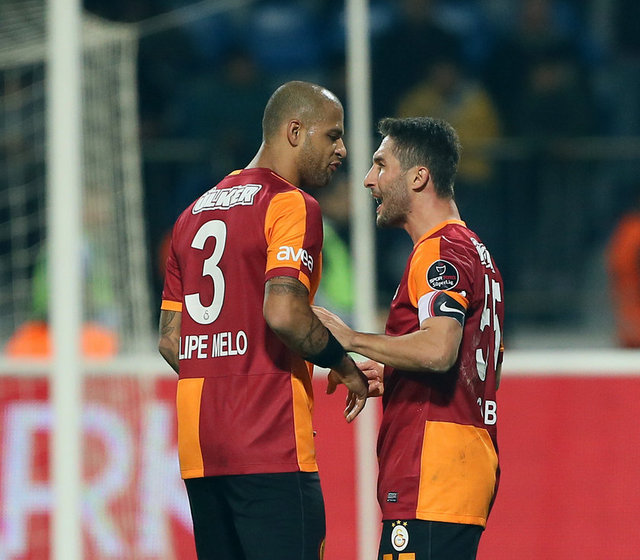 Melo: "Bunların durdurulması gerekiyor. Sabri bana saygı duyuyor. Ben de ona saygı duyuyorum"