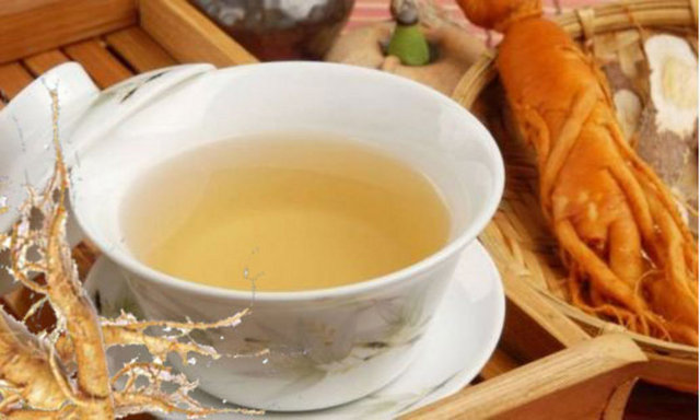 Ginseng: Ginseng, özellikle Uzak Doğu ülkeleri tarafından, baştacı edilmiş, mucize bir bitkidir. Geleneksel Uzak Doğu tedavilerinde de sıklıkla kullanılan ginsengin çeşitli türleri de bulunaktadır.