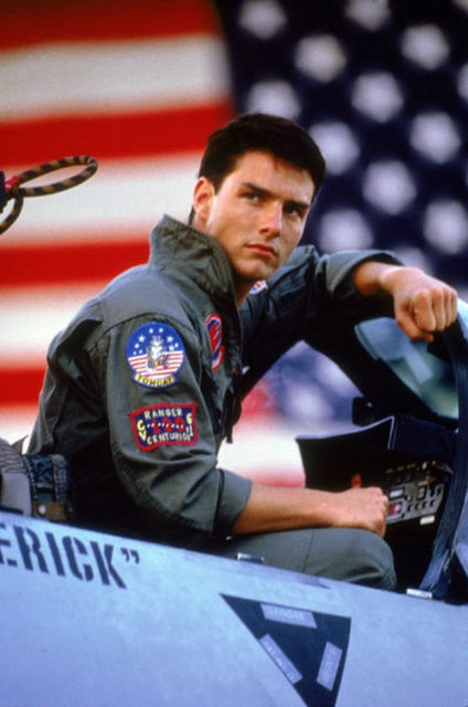 Top Gun filmindeki Maverick rolü için John Travolta'nın ismi geçiyordu. Ancak başarılı aktörün rol için istediği ücret yapımcılara çok yüksek gelmişti.