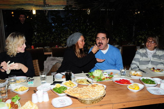 Boşanma kararını İbrahim Tatlıses'le birlikte aldıklarını belirten Ayşegül Yıldız şöyle konuştu: