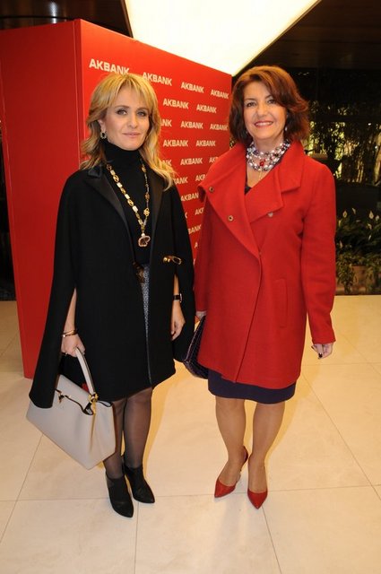 BESTE YURTTAŞ, JÜLİDE BERKMAN