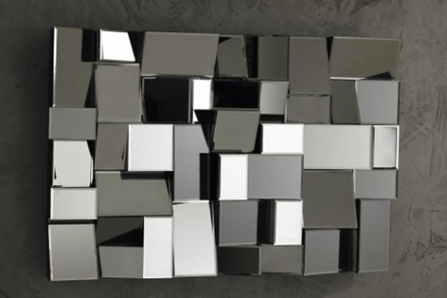 Asimetrik parçalar, aynalar, farklı aydınlatmalar ve metal objelerin yaygınlaşmasının yanı sıra gösterişten uzak, rahatlığın hakim olduğu koltuklar akşam ve haftasonları evinde dinlenmek isteyenlere konfor ve şıklığı birarada sunacak.