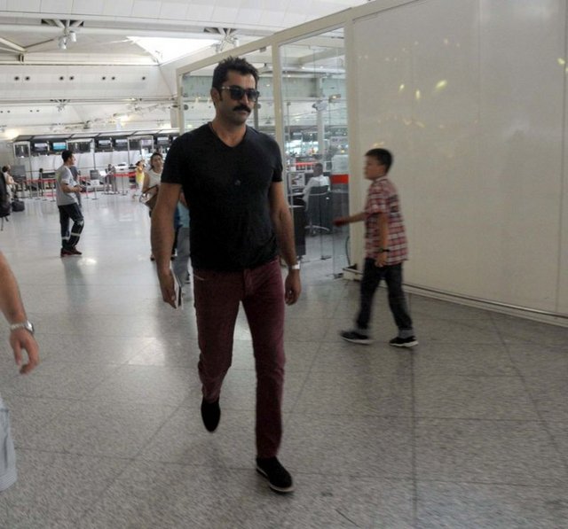 İmirzalioğlu'nun Cihangir'deki dört apartmanının değerinin 30 milyon lirayı bulduğu söyleniyor.