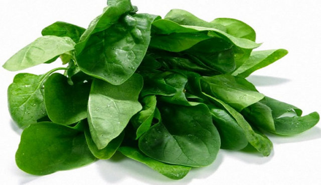 Ispanak: Stres giderici bir gıda ve magnezyum kaynağıdır.