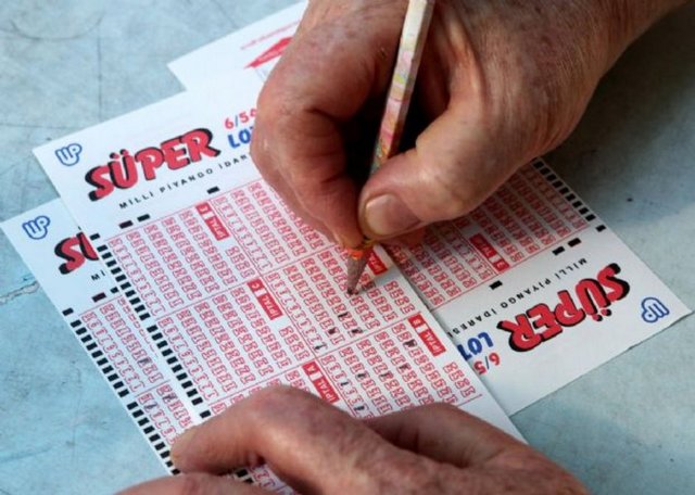 Şanslı rakamlar - Süper Loto'da şimdiye kadar en çok çıkan sayılar 35, 13, 1, 37, 17, 41, 54, 31, 15, 45 oldu.