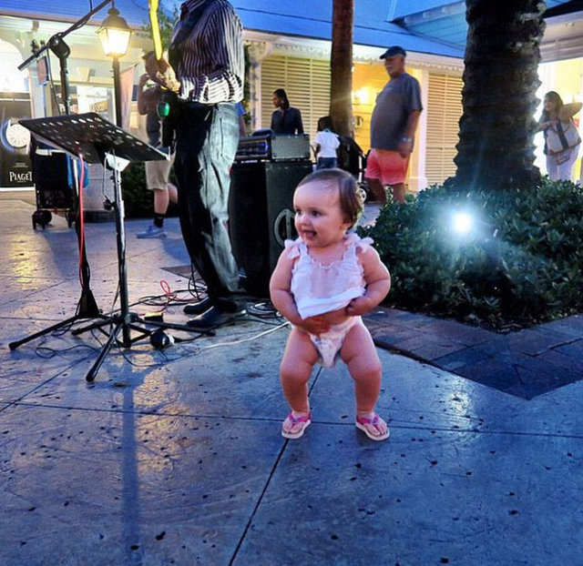 Dünyanın en zengin adamlarından birinin torunu 16 aylık Sopia, ultra lüks yaşam tarzıyla dudak uçuklatan bir hayata sahip... -