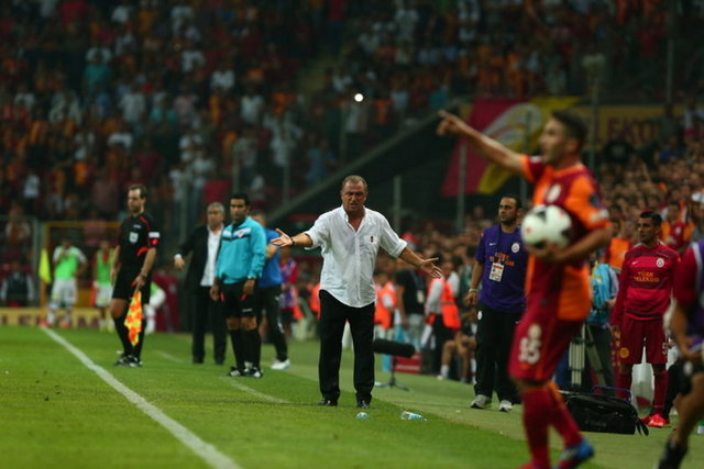 4. HAFTA		 - Galatasaray-MP Antalyaspor		 - Dk: 67 (Skor: 0-1) (Maç skoru: 1-1)	Engin Baytar çıktı Sabri Sarıoğlu girdi	 - Dk: 75	Asist Sabri Sarıoğlu Gol Didier Drogba	 - Fatih Terim	450000 TL kazandırdı	 -
