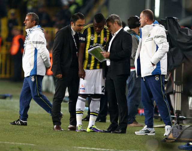 8. HAFTA	 - Kayseri Erciyesspor-Fenerbahçe	 - Dk: 75 (Skor: 1-1) (Maç skoru: 1-2)	Emre Belözoğlu çıktı Emenike girdi - Dk 90+4	Emenike gol - Ersun Yanal	900000 TL kazandırdı -