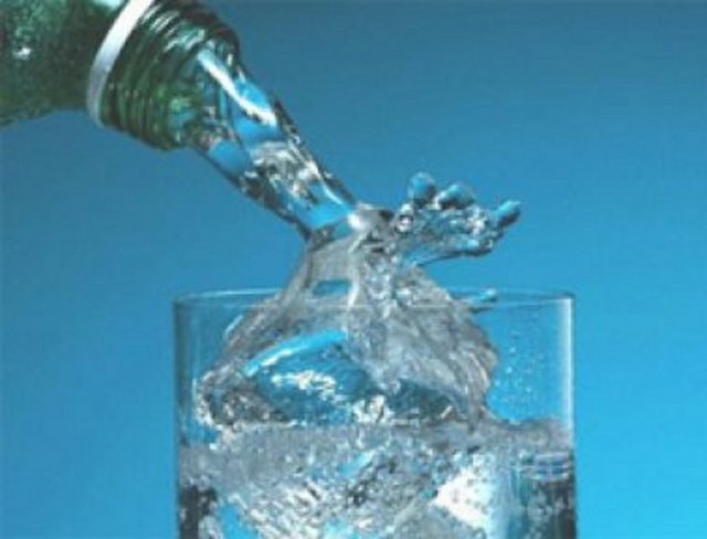 Ayrıca asit-baz dengesi ve sinir uyarılarının taşınması en önemli görevlerindendir.