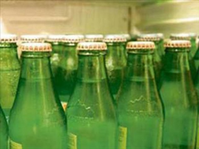 Bu duruma gelmiş ve böbreklerinde taş oluşmuş insanların maden suyu tüketmeleri tavsiye edilmez ancak esas olan, düzenli ve yeterli miktarlarda su ve maden suyu tüketerek vücudumuzu bu gibi etkenlerden korumaktır.