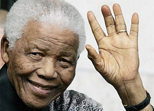 Güney Afrikalı Anti Apartheid (ayrımcılık karşıtı) aktivistin açık adı Nelson Rolihlahla Mandela.