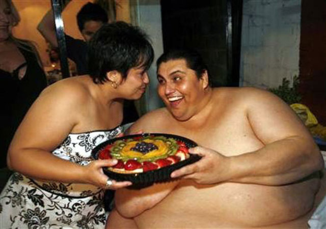 Kiloları hayatlarını kararttı - Meksikalı Manuel Uribe, 2006 yılında 560 kilogram ağırlığıyla Guinness Rekorlar Kitabı'na girince haftalarca dünya basınında haberleri yer almıştı...