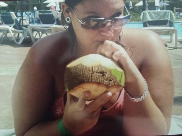 İnsanların kendisine tuhaf baktığını söyleyen 25 yaşındaki  Thomas, bu durumun motive edici olduğunu söyledi. -