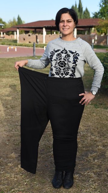 Ameliyatına kızı için karar verdiğini vurgulayan Sipahioğlu, "Kızımla parkta oyun oynayabilmek, onunla daha iyi ilgilenebilmek için zayıflamaya karar verdim. Şimdi kızımla gönlümüzün istediği her şeyi yapabiliyoruz. Çok mutluyum" dedi.