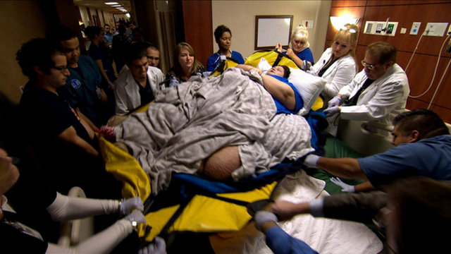 Bu gerçeğin ortaya çıkması üzerine Mayra da olan biteni itiraf etmek zorunda kaldı. Mayra bu hikayeyi, bebek ölmeden birkaç saat önce, yemeğini yemek istemeyen ve mızmızlık eden Eliseo'ya bir saç fırçasıyla vuran kardeşi Jamie'yi korumak için uydurmuştu