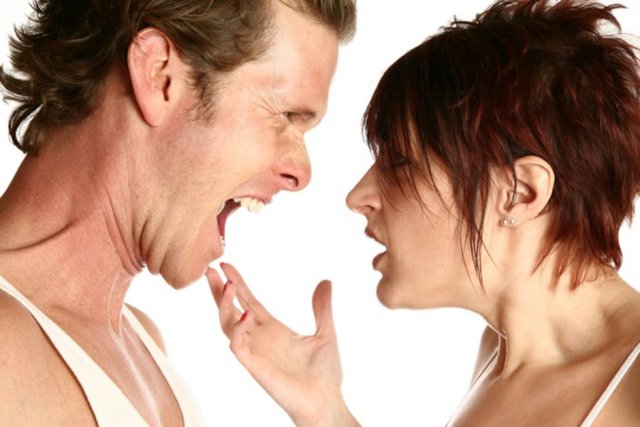 Doğumumuzdan beri bizimle olan ve yok sayılmaması gereken duygulardan "öfke"nin nedenlerini Uzman Psikolog Gülşah Yahşi anlatıyor...