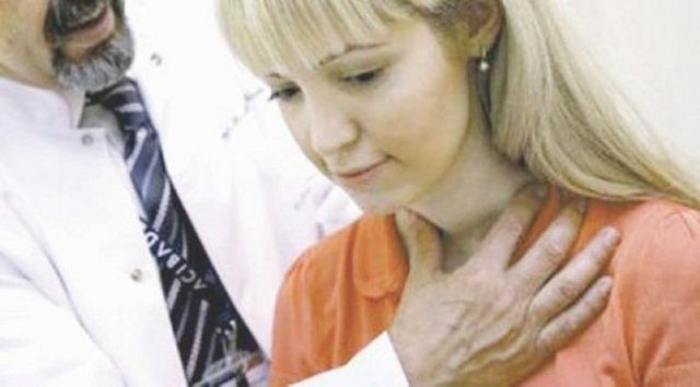 Yutma güçlüğü, uzun  süren kusma/bulantı, - Uzamış ishal veya kabızlık, - Bağırsak hareketlerinde düzensizlik, -