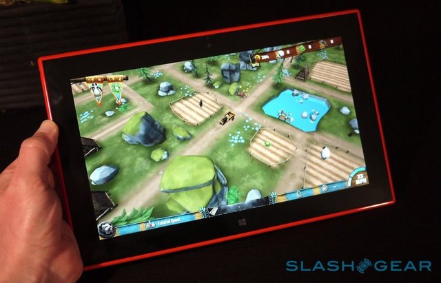 1920 x 1080 piksel çözünürlüğünde 10.1 inçlik ekranı olan tablet, 8.9 mm kalınlığında ve 615 gram ağırlığında.