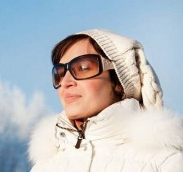 Gözlerinizde ağrı, bulanık görme gibi şikayetleriniz varsa hiç vakit kaybetmeden göz hekiminize başvurun.