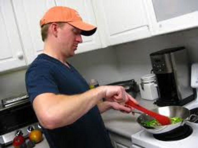 Mutfak işleri 30 dak 100 kalori 1 saat 200 kalori