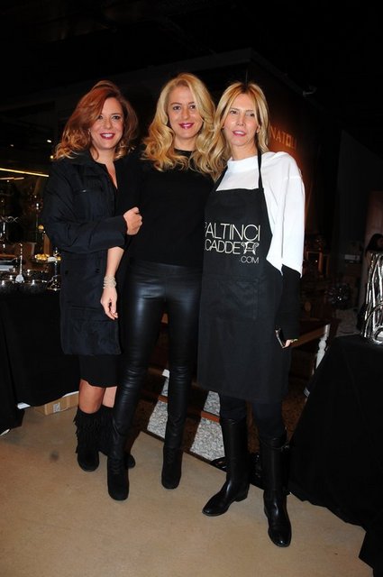 ASLI TÜMEN, ESRA DİNÇKÖK, ELİF DÜRÜST 