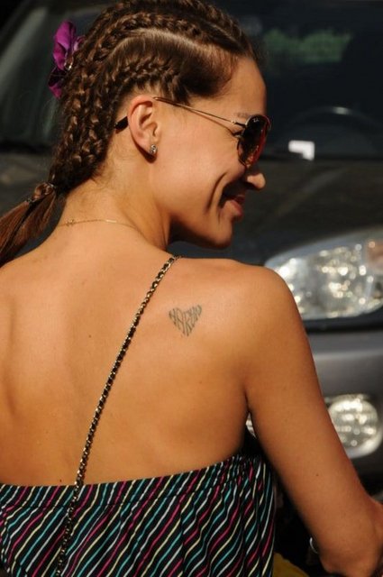 Ebru Şallı, sevgisini göstermek için eski eşi Harun Tan'ın baş harfini göbeğine dövme yaptırmıştı.