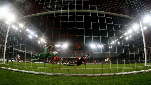 C Grubu  - Salzburg: 3 - Esbjerg: 0